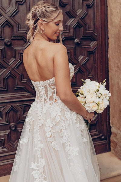 Fashion Bohemian A Line Sweetheart Tulle Long Wedding Dresses with Appliques VK24101711