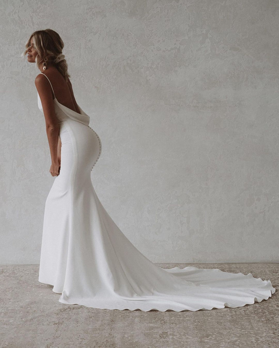 Elegant V-Neck Soft Satin Mermaid Long Bridesmaid Dresses Online