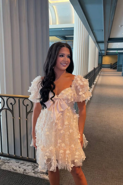 A Line Sweetheart White Lace Short Homecoming Dress VK26062405