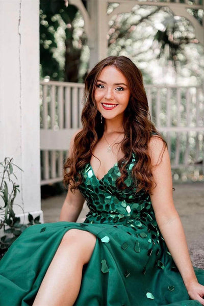 Cute A Line V Neck Green Tulle Prom Dresses with Beading VK24102305
