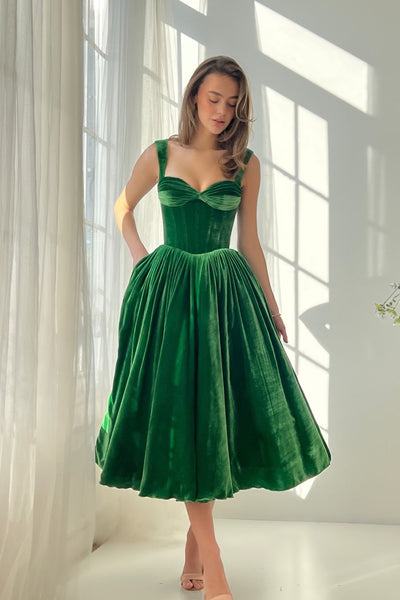 Chic A-Line Sweetheart Green Velvet Tea Length Formal Prom Party Dresses with Pockets VK26020601