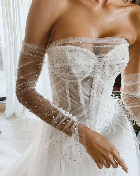 Fariy A Line Sweetheart Beaded Tulle Slit Wedding Dresses with Feather VK112121