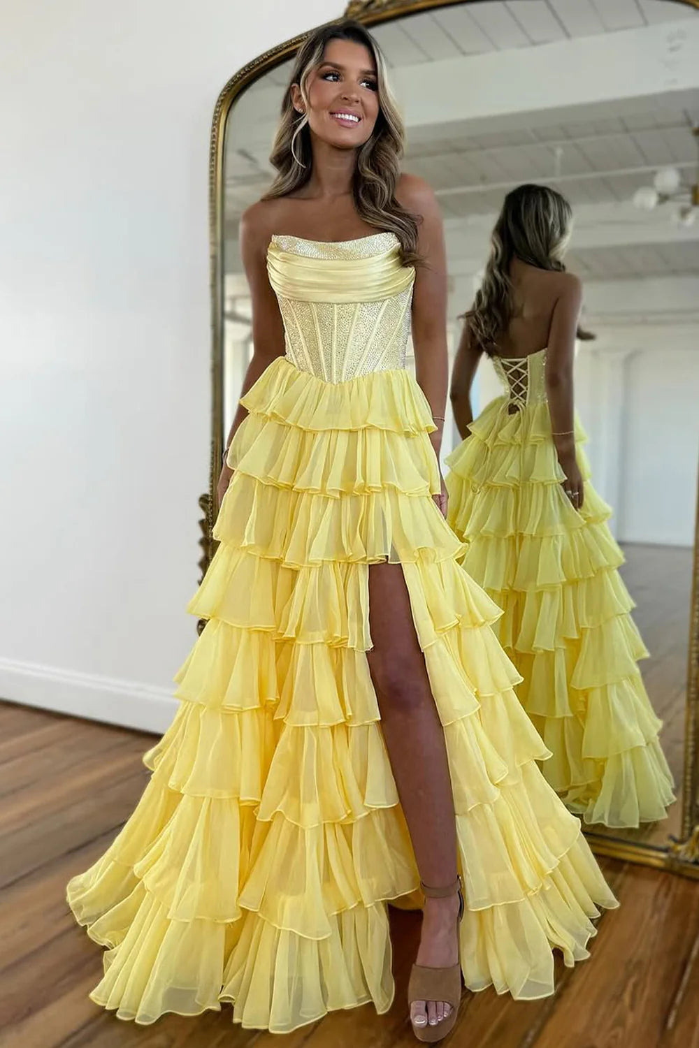 Gorgeous A Line Strapless Daffodial Tiered Chiffon Prom Evening Dresses with Hot Stone VK25052302