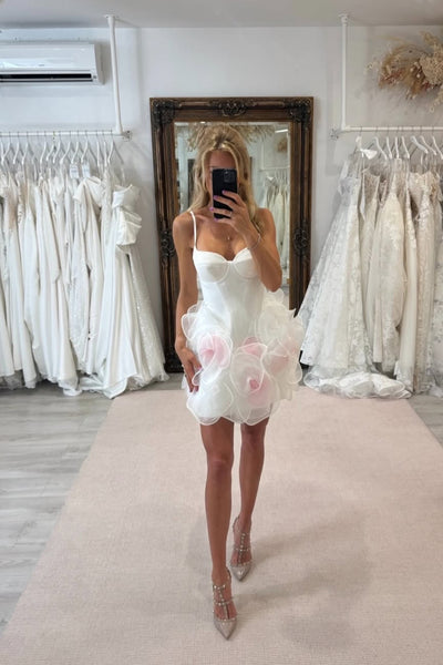 Sweetheart Spaghetti Straps White Short Wedding Dresses with Handmade Flower VK26020507