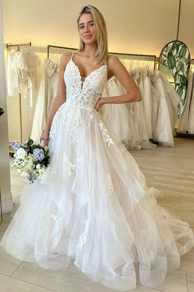 Charming A Line V Neck Tulle Wedding Dresses with Appliques VK103101