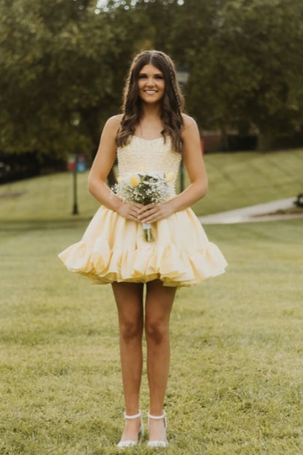 A Line Scoop Neck Daffodial Tulle Homecoming Dress with Beading VK090801