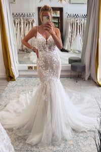 Charming Mermaid V Neck Lace Wedding Dresses with Appliques VK122901