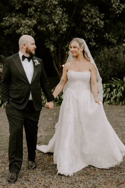 Elegant A Line Sweetheart Lace Tulle Wedding Dress VK5111402