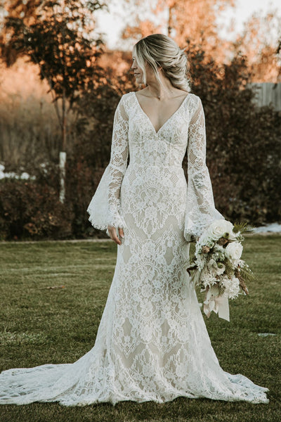 Boho Mermaid V Neck Lace Wedding Dresses with Appliques VK25051103