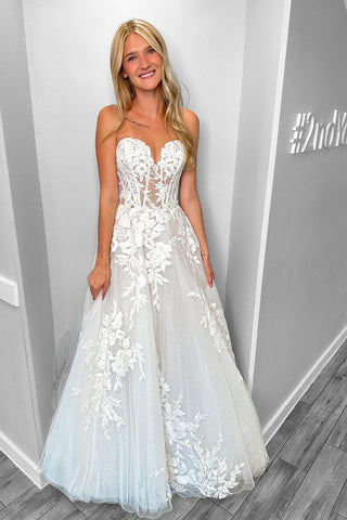 Charming A-Line Sweetheart Tulle Beach Wedding Dresses with Appliques VK23091609