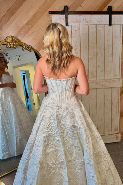 Cute A Line Scoop Neck White Jacquard Satin Prom Dress VK102704