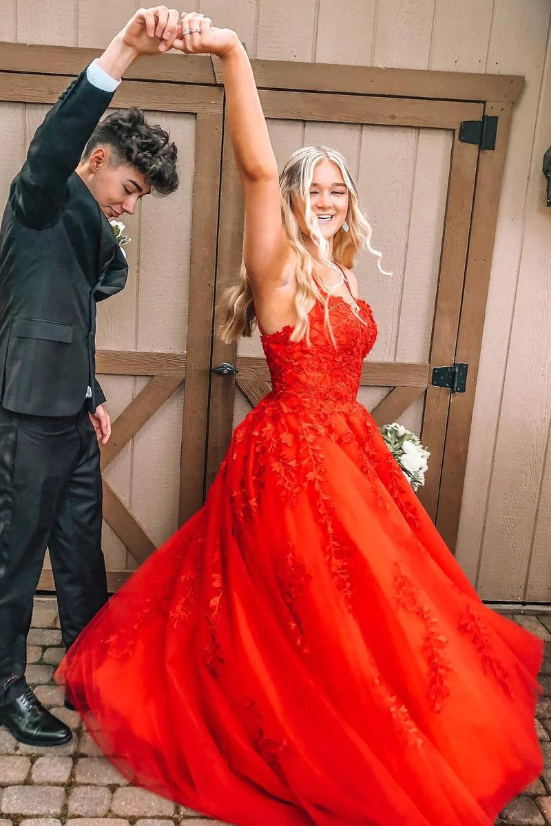 Cute A Line Scoop Neck Red Tulle Prom Dresses with Appliques VK122401