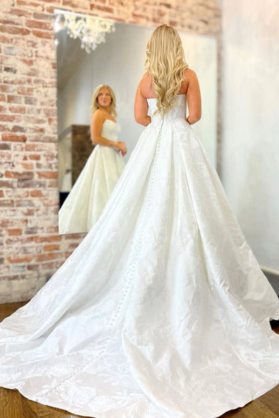 Elegant A Line Scoop Neck Jacquard Satin Wedding Dress with Pockets VK16012911