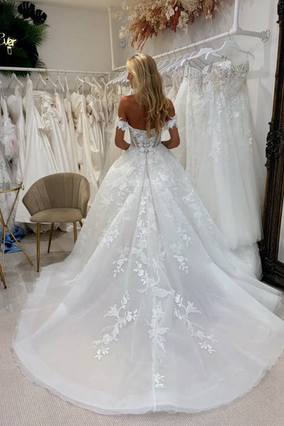 Elegant A-Line Off the Shoulder White Tulle Appliques Wedding Dresses VK25093001