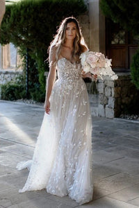 Charming A Line Sweetheart Tulle Wedding Dresses with Appliques VK23050508