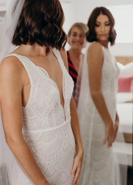 Boho Mermaid V Neck Lace Long Beach Wedding Dresses