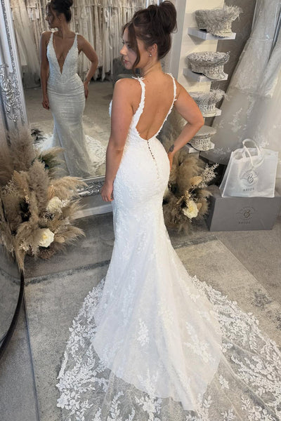 Mermaid V Neck Lace Satin Wedding Dress with Appliques VK5111209
