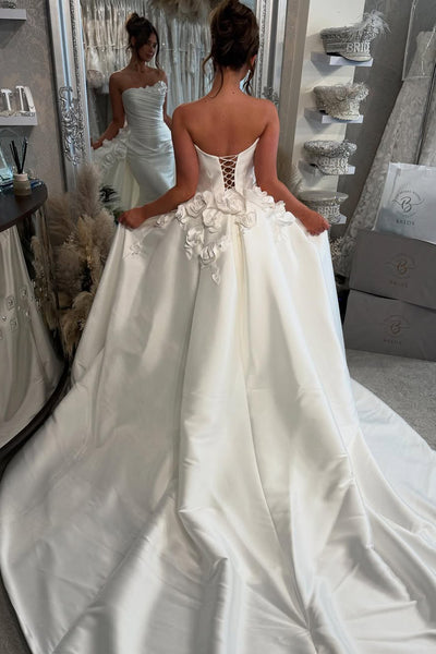 Gorgeous Mermaid Strapless Satin Wedding Dresses with Flowers VK25052403