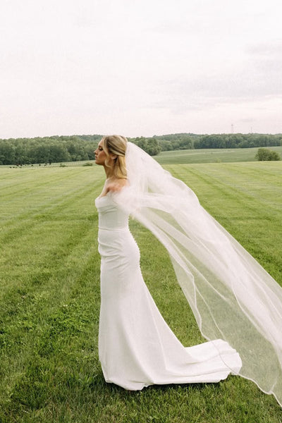 Simple Mermaid Strapless Sweetheart White Wedding Dresses VK25092306