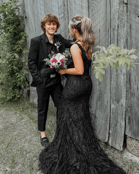 Charming Mermaid V Neck Black Sequins Long Prom Dresses with Slit VK23052004