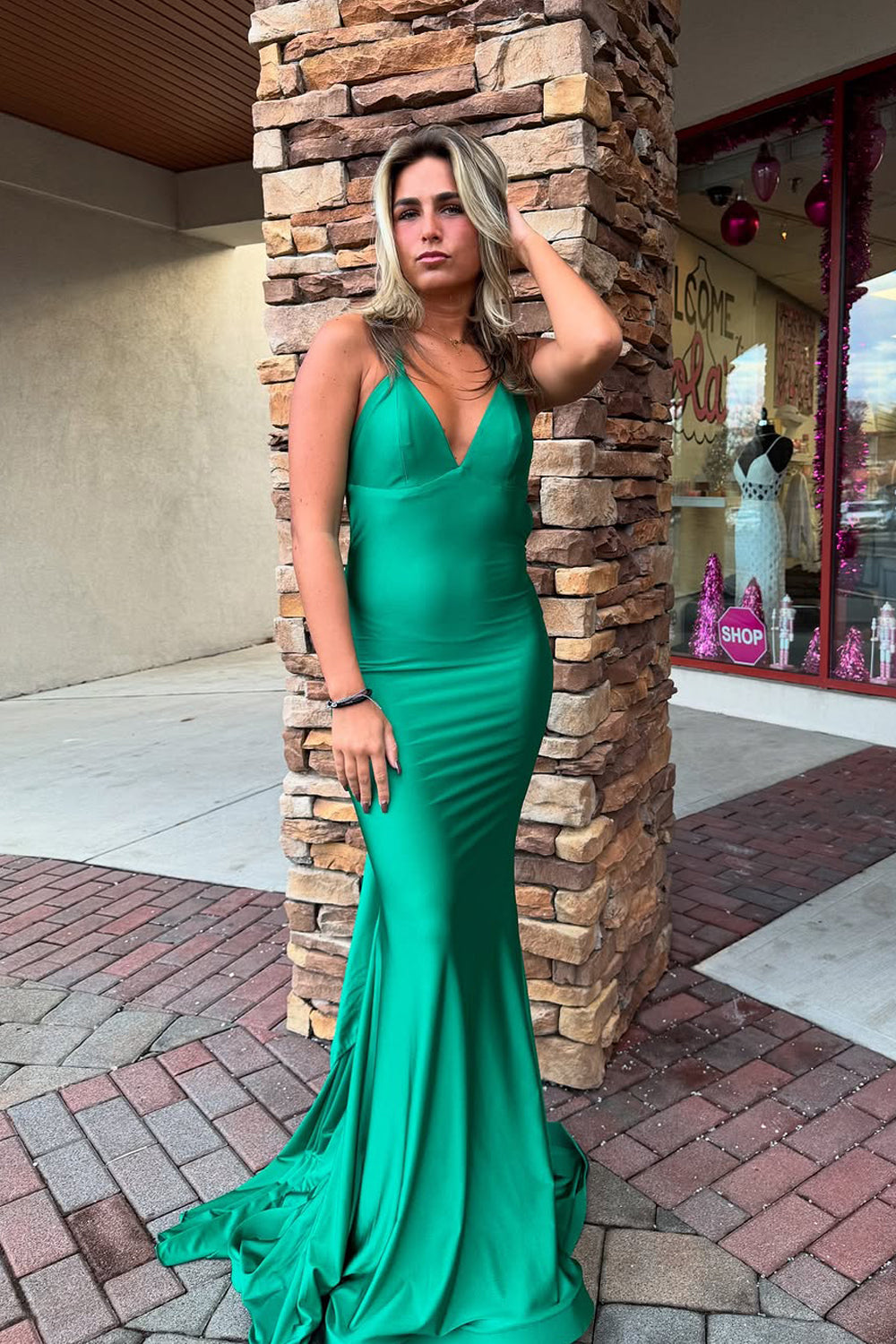 Elegant Mermaid V Neck Dark Green Stretch Satin Prom Dress VK25011504