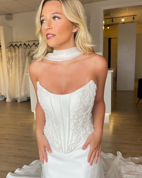 Satin Corset Lace Appliqued Wedding Dresses Mermaid Plus Size Wedding Gowns for Bride
