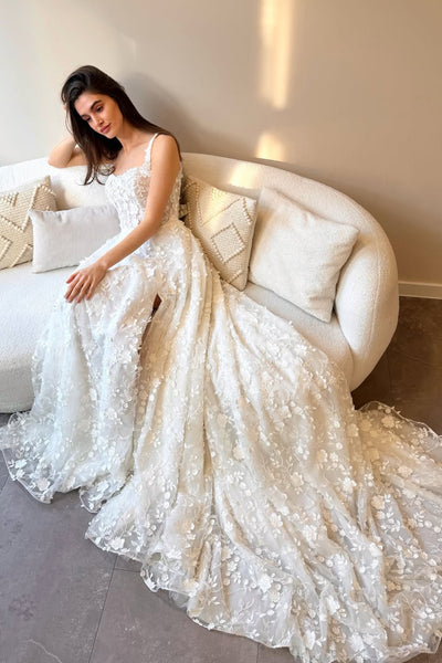 Stunning A-Line Square Neck Lace Appliques Wedding Dresses with Slit VK26020303