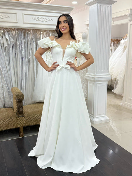 Plus Size Satin A Line Wedding Dresses Elegant Off Shoulder Wedding Gowns for Bride