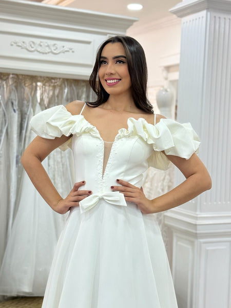 Plus Size Satin A Line Wedding Dresses Elegant Off Shoulder Wedding Gowns for Bride