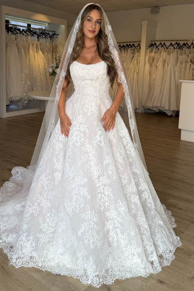 A-Line Strapless White Tulle Lace Wedding Dresses VK26082102