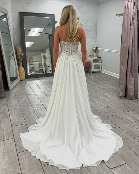 Strapless A Line Beach Wedding Dresses Tulle Lace Flower Bride Wedding Gown