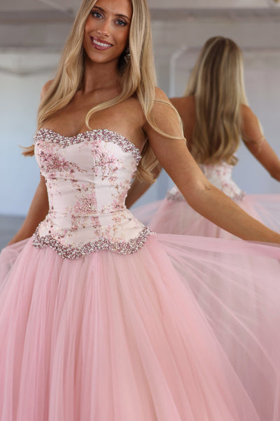 Cute A-Line Sweetheart Blush Pink Tulle Long Prom Dress with Beading VK26102605