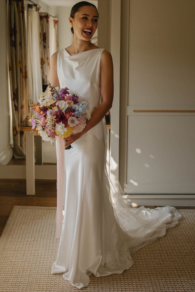 Chic Sheath Boat Neck Silk Satin Wedding Dresses – Vickidress Chic Sheath Boat Neck Silk Satin Wedding Dresses – Vickidress