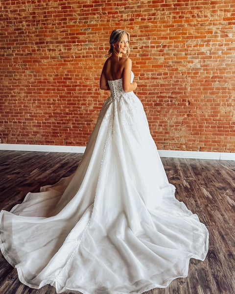 Tulle Appliqued Beach Wedding Dresses A Line Sweetheart Boho Wedding Gowns for Bride