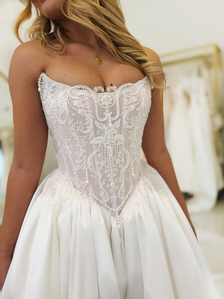 Strapless A Line Satin Wedding Dresses Sweetheart Corset Lace Bridal Wedding Gowns