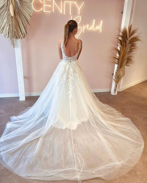 Elegant A Line V Neck Tulle Wedding Dresses with Appliques VK23060906