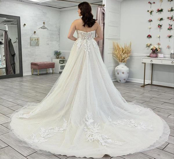 A Line Boho Wedding Dresses Strapless Tulle Lace Beach Bridal Wedding Gowns