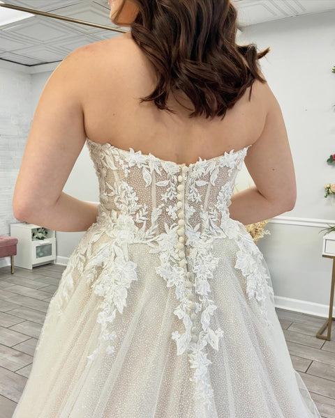 A Line Boho Wedding Dresses Strapless Tulle Lace Beach Bridal Wedding Gowns