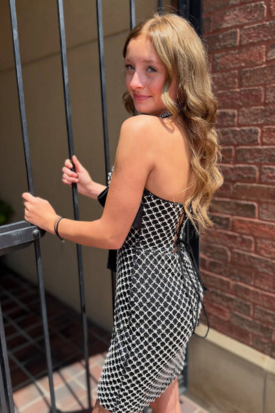 Black Perals Halter Neck Bodycon Short Homecoming Dress with Bow