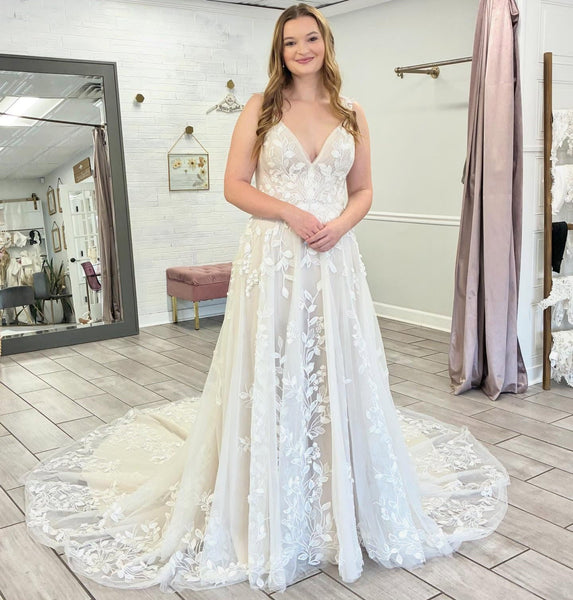 Elegant A Line Beach Tulle Wedding Dresses for Bride Lace Embroidery Wedding Gowns