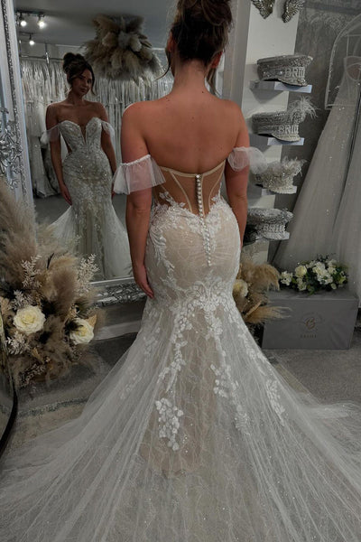 Romantic Mermaid Off the Shoulder Lace Tulle Wedding Dresses with Appliques