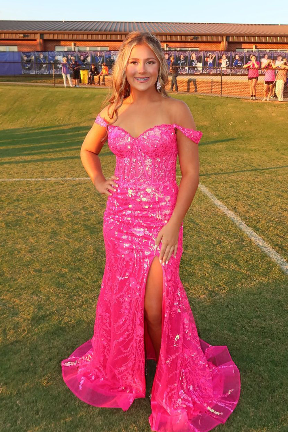 Charming Mermaid Sweetheart Hot Pink Sequins Lace Long Prom Dresses VK2401005