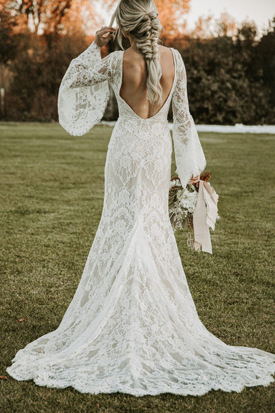 Boho Mermaid V Neck Lace Wedding Dresses with Appliques VK25051103