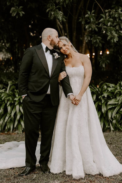 Elegant A Line Sweetheart Lace Tulle Wedding Dress VK5111402