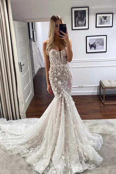 Charming Mermaid Sweetheart Lace Wedding Dresses with 3D Flowers VK113004
