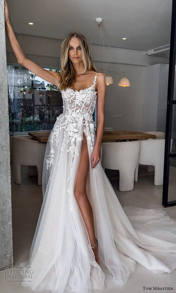 Fashion A Line Sweetheart Tulle Wedding Dresses with Appliques VK23061201