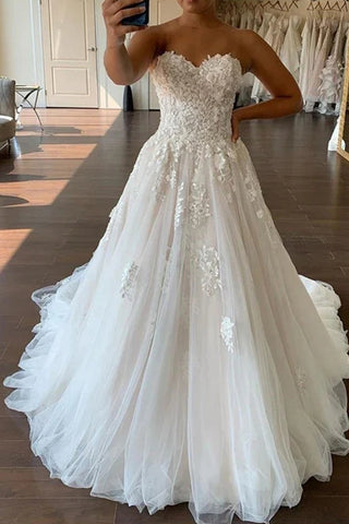 Charming Sweetheart Lace Appliqued A-Line Long Cheap Wedding Dresses VK0628004