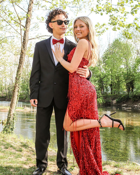 Cute Mermaid Sweetheart Red Sequins Long Prom Dresses with Slit VK23051706