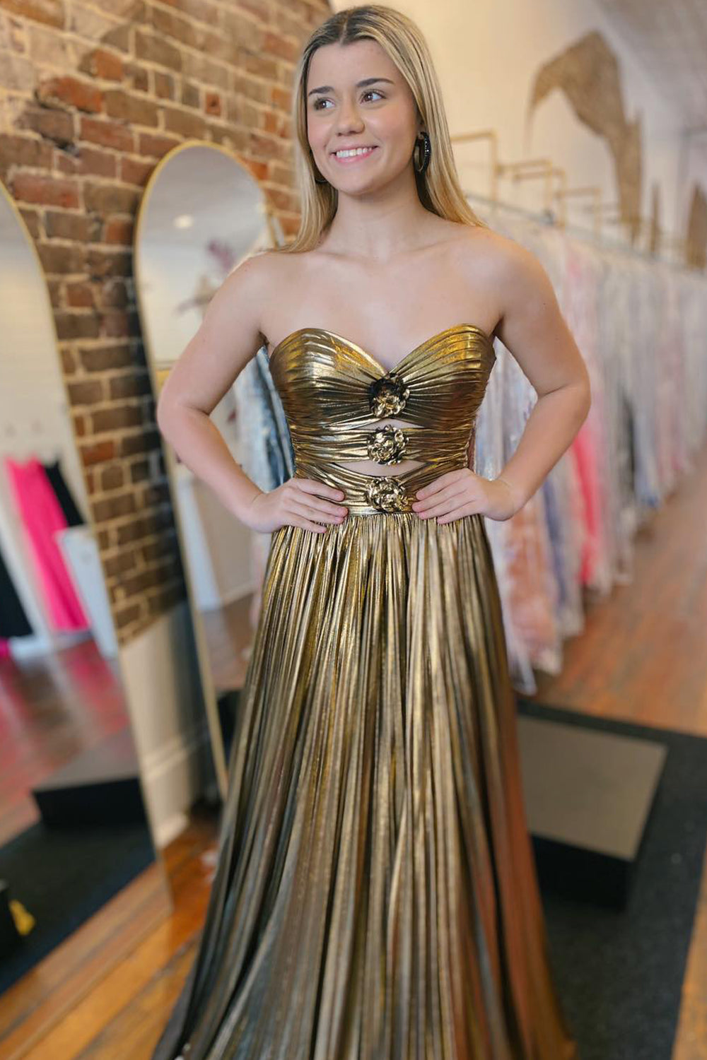 A Line Sweetheart Gold Pleat Metallic Satin Long Prom Dress VK24120306