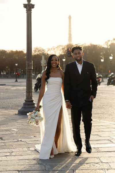 Charming Sheath Strapless White Elasitc Satin Wedding Dresses with Slit VK23081903